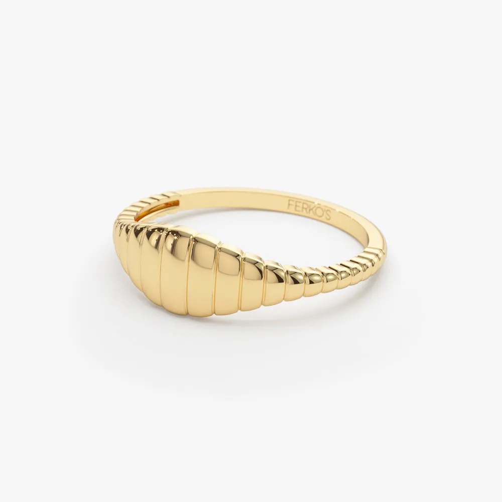 14k Minimalist Wave Signet Ring