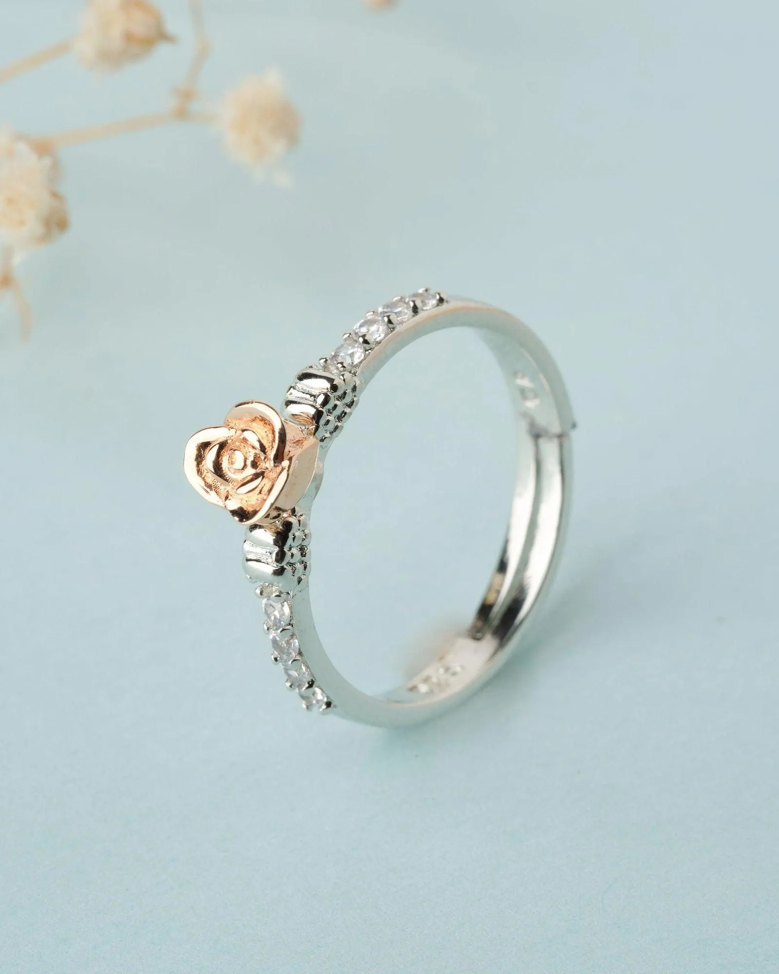 925 Sterling Silver Beautiful Rose Ring R01603