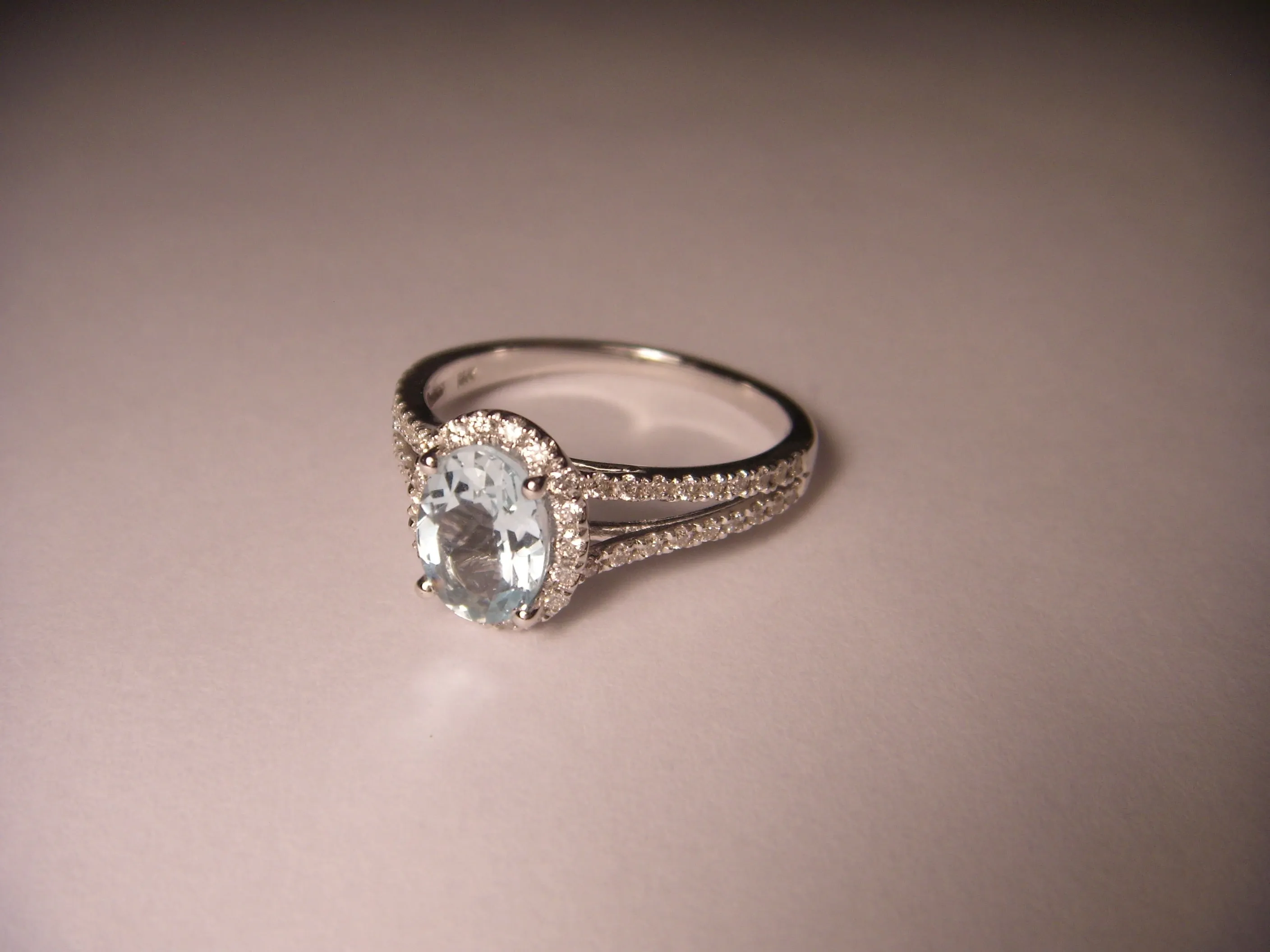 Beautiful 14K White Gold Aquamarine Diamond Engagement Ring