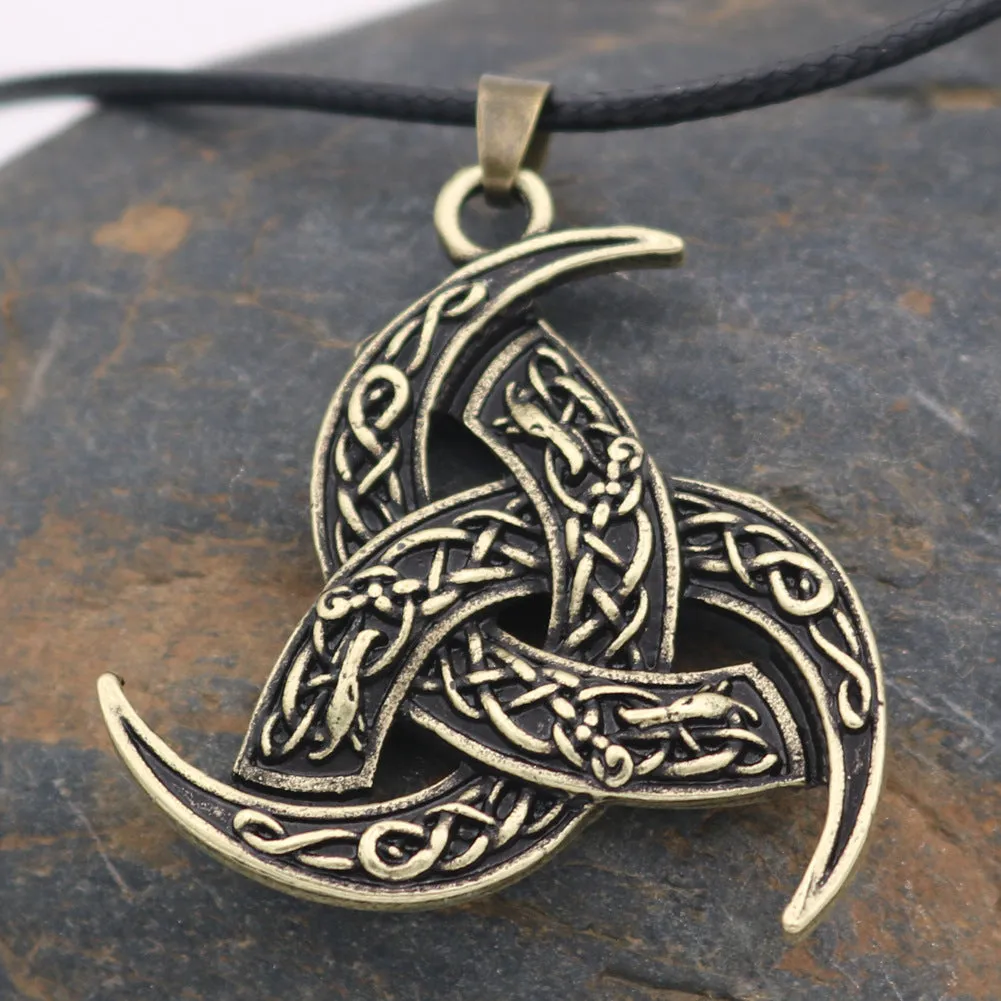 Legendary Norse Odin Cape Necklace with Dragon Pendants for Men