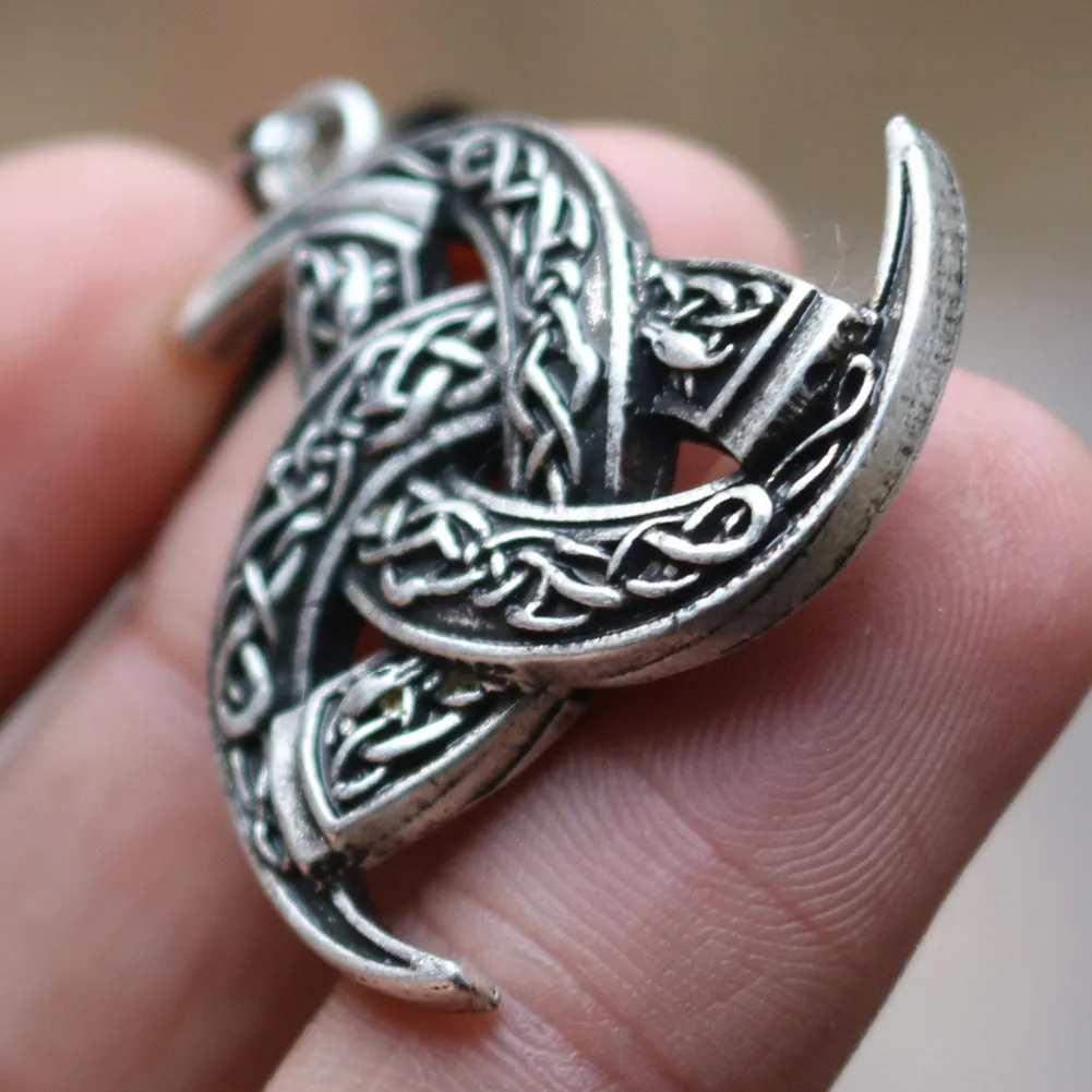 Legendary Norse Odin Cape Necklace with Dragon Pendants for Men