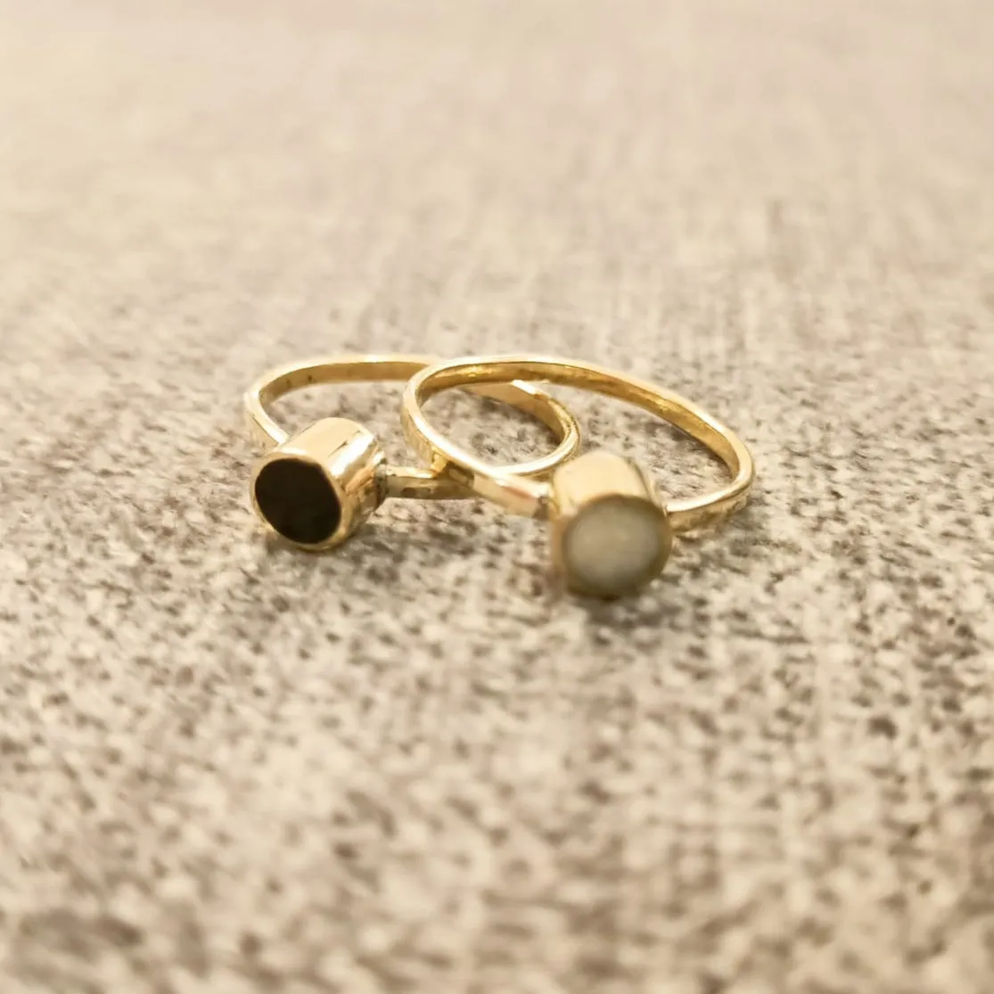 Mini Dot Ring