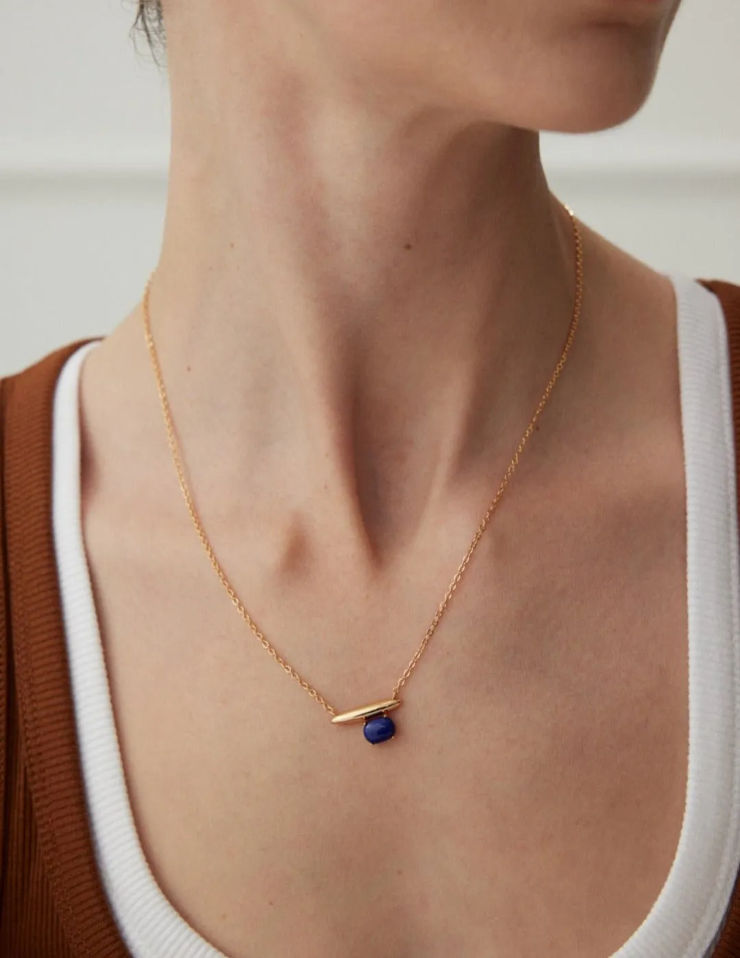 Minimalist Sterling Silver Lapis Lazuli Pendant Necklace