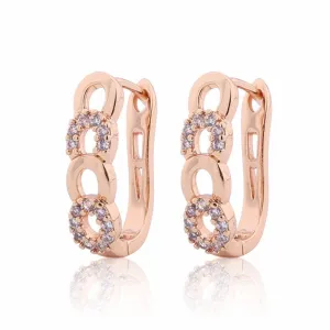 New Style Ladies Huggie Earrings Fashion Desirable Round Brilliant White Topaz Earing Chic Woman Hoop Earrings