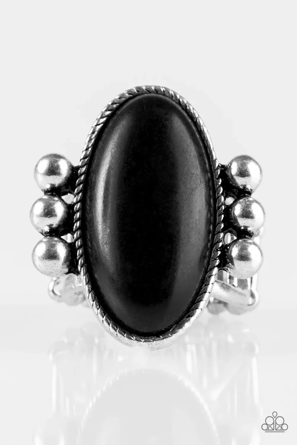 Paparazzi Ring ~ Skipping SANDSTONES - Black