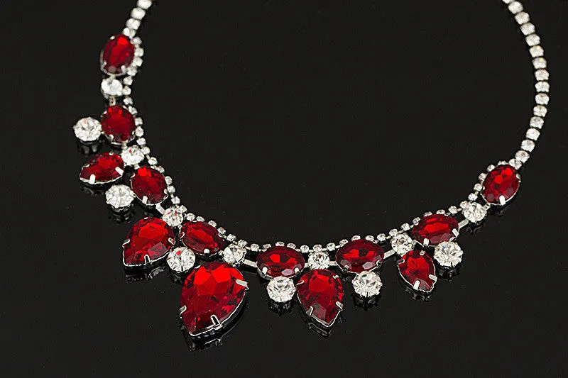 TOP Pendants Necklace For Women Exquisite Rhinestone Pendant Necklace Fashion Collar Jewelry red carpet necklace