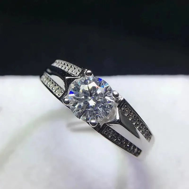 White Gold Plated Silver Dual Band Moissanite Ring 1ct