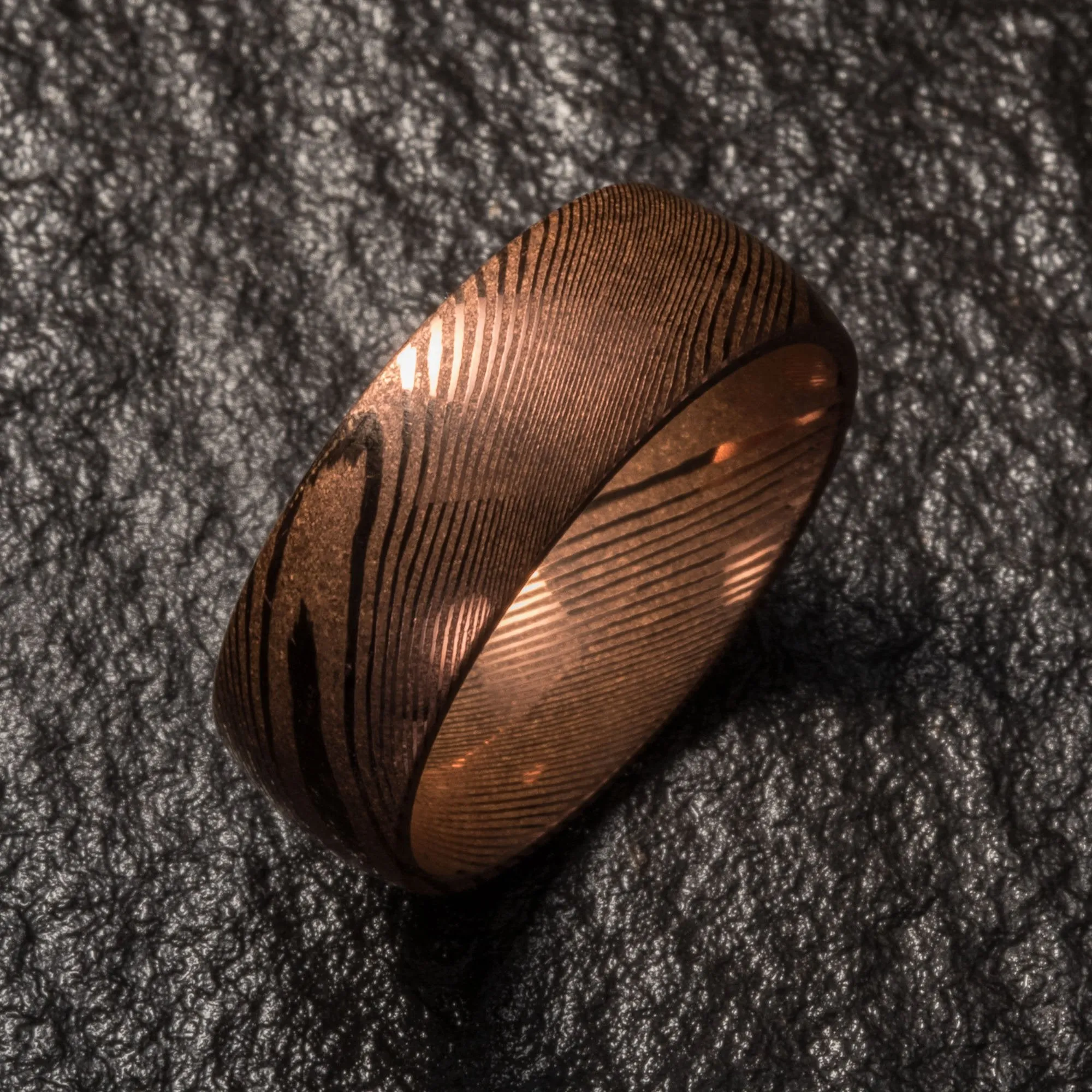 Wood Grain Damascus Steel Ring - Copper Minimalist